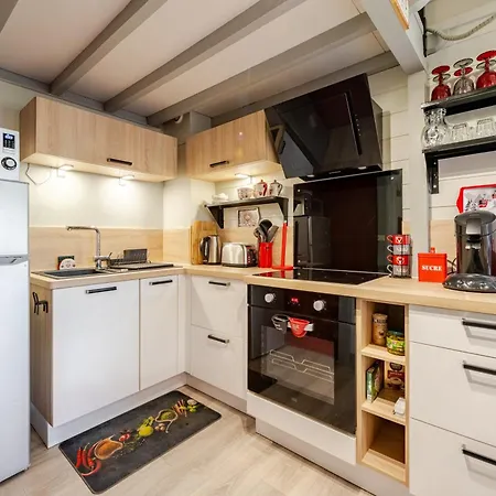 Chatel-appartement Idealement Situe Châtel