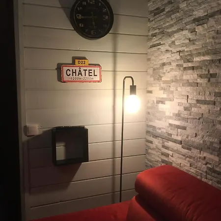 Chatel-appartement Idealement Situe Lägenhet