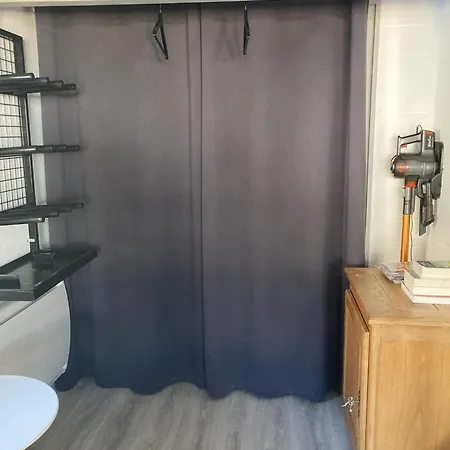 Chatel-appartement Idealement Situe Lägenhet