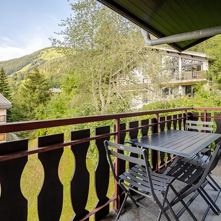 Chatel-appartement Idealement Situe * Châtel